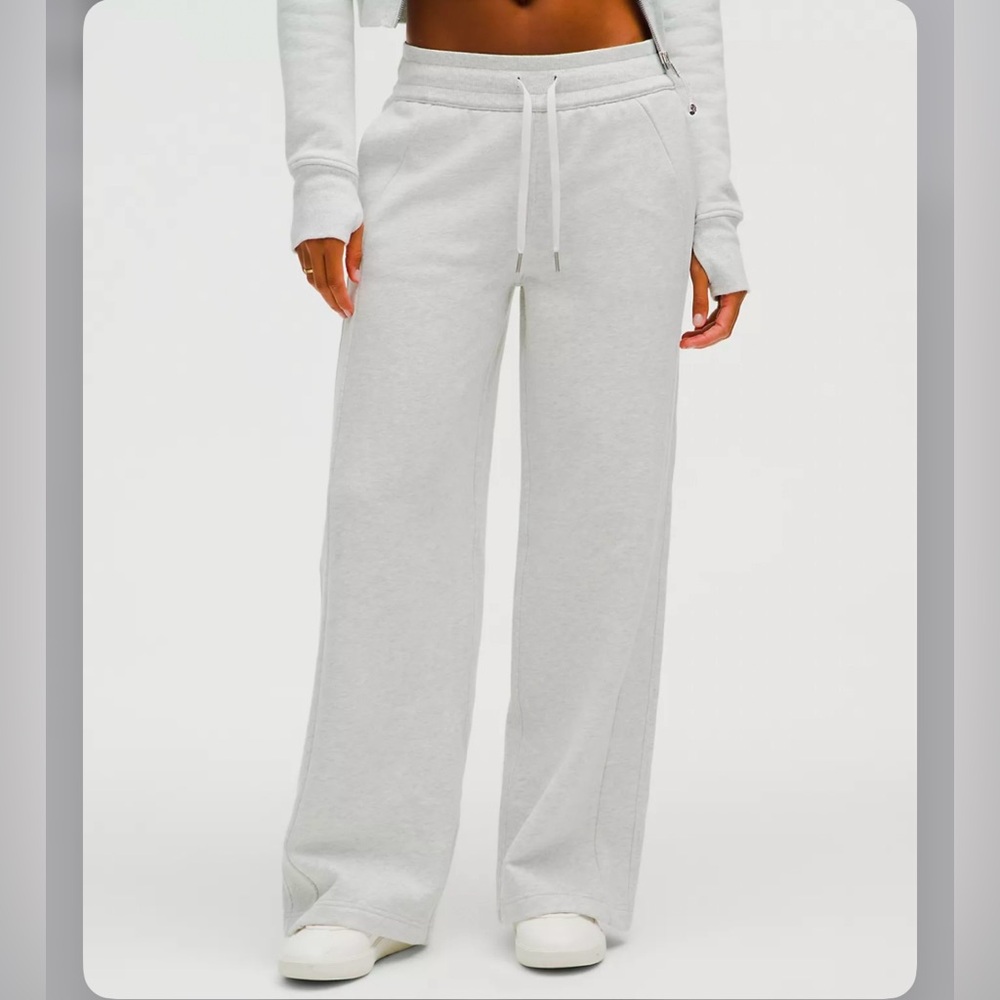 Lululemon scuba short wide leg pants